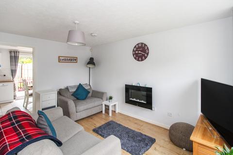 2 bedroom terraced house for sale, Wright Close, Maidenbower, Crawley, West Sussex. RH10 7NQ