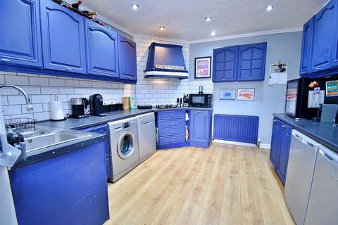 5 bedroom semi-detached house for sale, Abbotts Crescent, Highams Park, London. E4 9SB