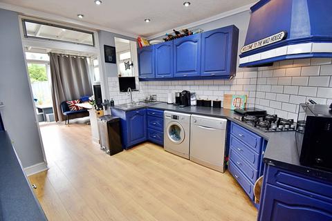 5 bedroom semi-detached house for sale, Abbotts Crescent, Highams Park, London. E4 9SB