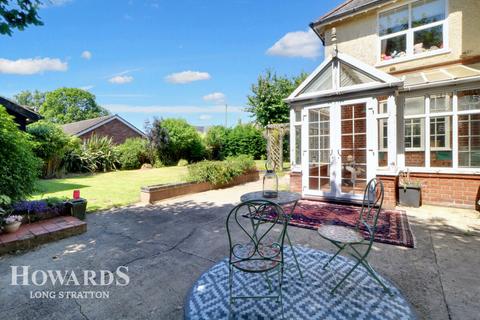 4 bedroom detached house for sale, Yarmouth Road, Blofield