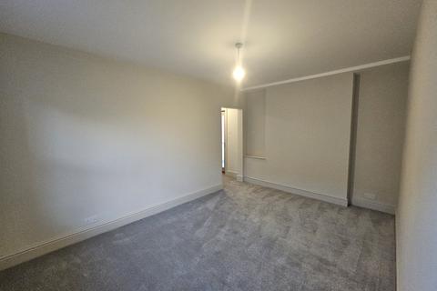 1 bedroom flat for sale, Twynham Avenue, Christchurch BH23