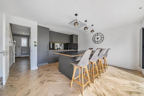 19 Gloucester Avenue, Sidcup, DA15 7LP