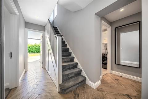 19 Gloucester Avenue, Sidcup, DA15 7LP
