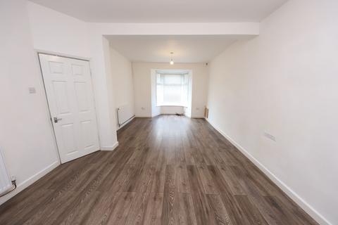 3 bedroom terraced house to rent, Cwmaman, Aberdare CF44