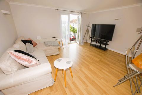 2 bedroom apartment for sale, Newmans Close, Hythe, CT21