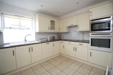 3 bedroom retirement property for sale, Cromwell Gardens, Steeple Drive, Alton, Hampshire, GU34