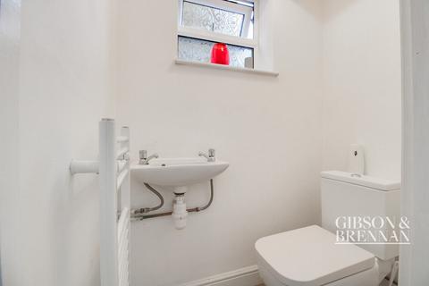 75 Gordon Road, Corringham, Stanford-le-hope, SS17 7QY