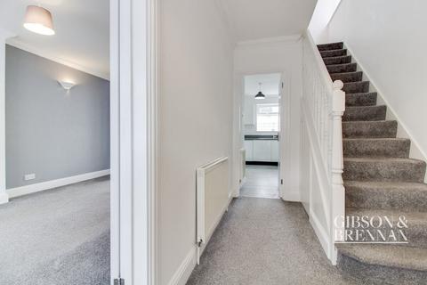 75 Gordon Road, Corringham, Stanford-le-hope, SS17 7QY