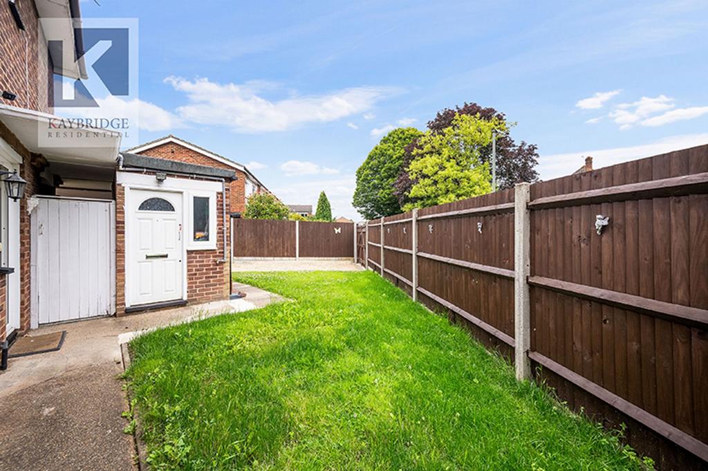 Collier Close, Epsom - KT19 9 JQ