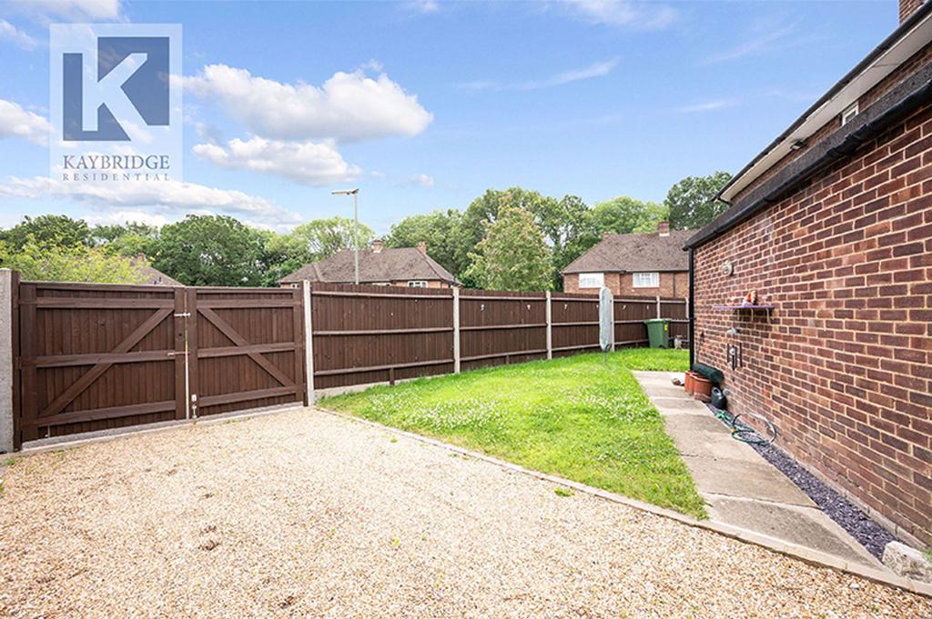 Collier Close, Epsom - KT19 9 JQ