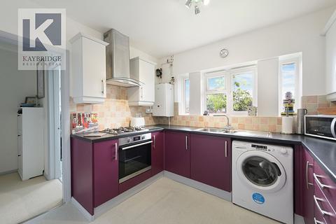 52 Collier Close, Epsom, KT19 9JQ
