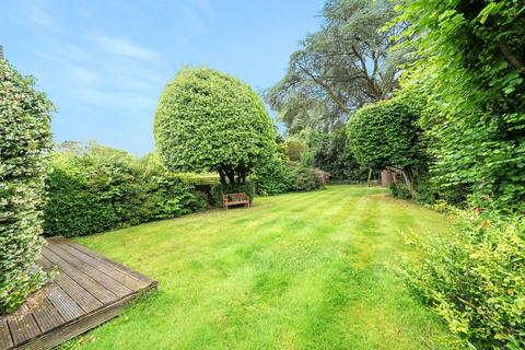 3 bedroom detached house for sale, The Woodlands, Esher, KT10