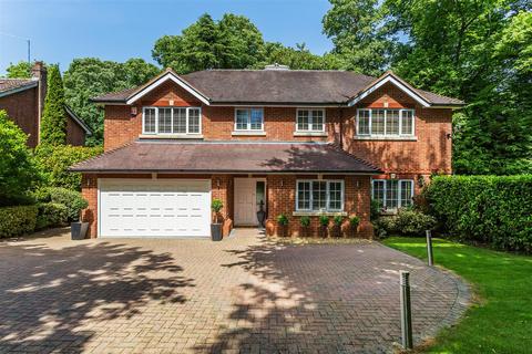 5 bedroom detached house for sale, Headley Road, Leatherhead, Surrey, KT22