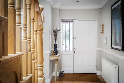 Appleby House Headley Road, Leatherhead, KT22 8PT