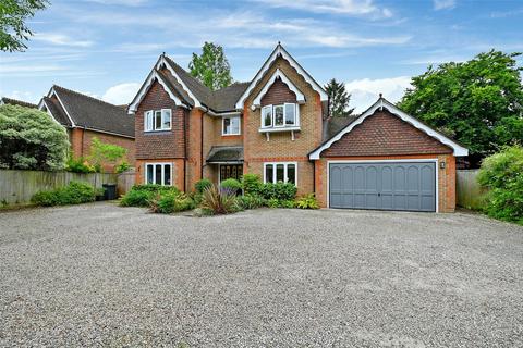 6 bedroom detached house for sale, Harvest Hill Road, Maidenhead, Berkshire, SL6