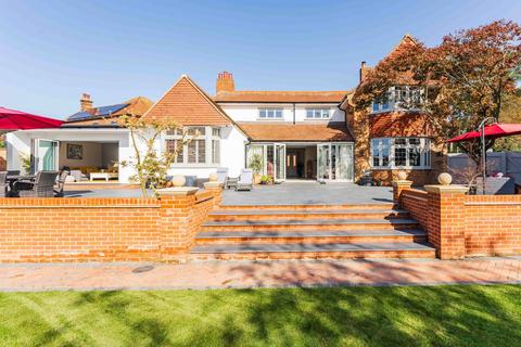 4 bedroom detached house for sale, Horning Road West, Hoveton