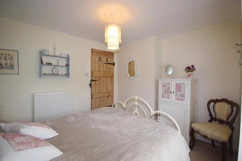 4 Minffordd, Carno, Caersws, SY17 5LF