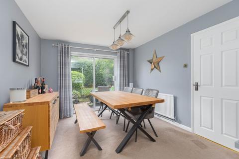 20 Anglesey Close, Crawley, RH11 9HG
