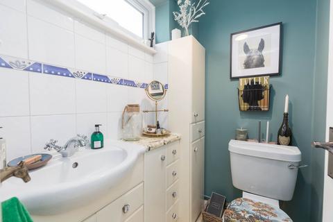 20 Anglesey Close, Crawley, RH11 9HG