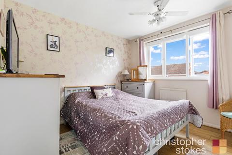 35 Bushbarns, Cheshunt, Waltham Cross, EN7 6EB
