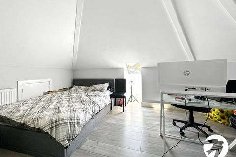 2 bedroom flat for sale, High Street, Chatham, Kent, ME4