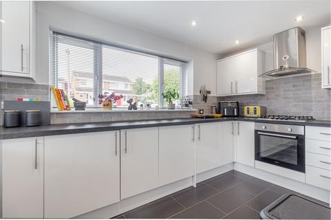 37a Dovecote Road, Bromsgrove, B61 7BP