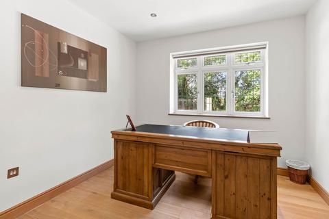 Osborne Horndon Road, Horndon On The Hill, Stanford-le-hope, SS17 8PD