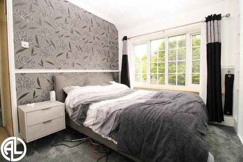 13 Paddock Close, Letchworth Garden City, SG6 1TB