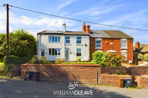 3 bedroom terraced house for sale, Village Road, Mold CH7