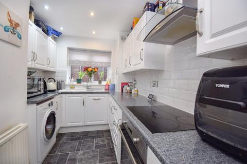 2 bedroom end of terrace house for sale, Berkeley Mews, Near Burnham, Berkshire, SL1