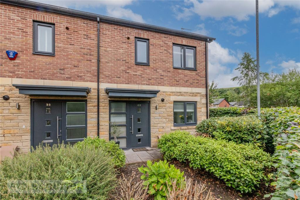 Bakestones Avenue, Delph... 2 bed townhouse for sale £250,000