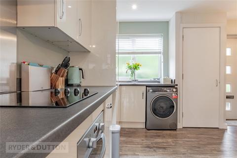 40 Bakestones Avenue, Delph, Oldham, OL3 5GE