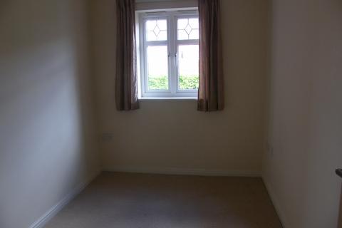 2 bedroom flat to rent, Rollesby Gardens, St. Helens WA9