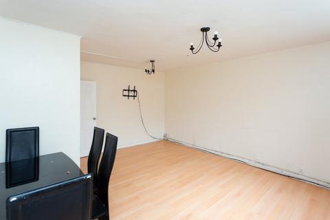 2 bedroom apartment for sale, Heronslea, Watford, Hertfordshire, WD25