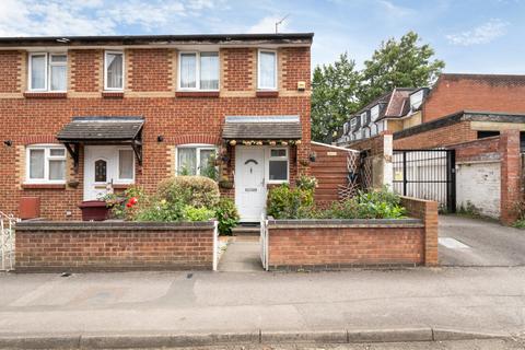 2 bedroom end of terrace house for sale, Fatherson Road, Reading, Berkshire