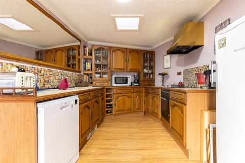 Glenalbyn Duncrievie Road, Glenfarg, Perth, PH2 9PA