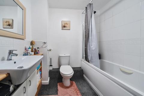 40 Broadmere Road, Beggarwood, Basingstoke, RG22 4FP