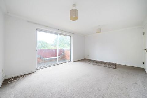 Flat 6, Chilterns, 11 Chislehurst Road, Sidcup, DA14 6TS