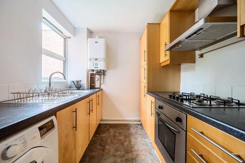 Flat 6, Chilterns, 11 Chislehurst Road, Sidcup, DA14 6TS