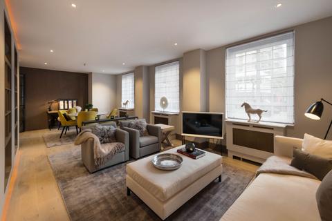 4 bedroom apartment to rent, Chelsea Manor Street, London SW3