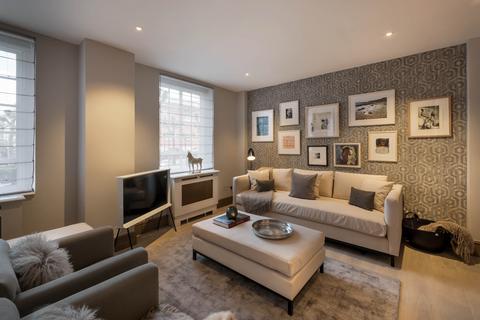 4 bedroom apartment to rent, Chelsea Manor Street, London SW3