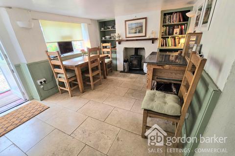 3 bedroom cottage for sale, Crescent Road, Verwood BH31