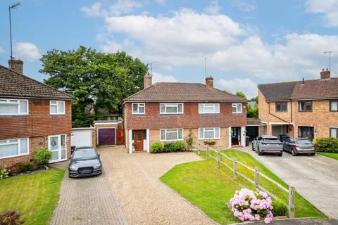 3 bedroom semi-detached house for sale, The Meadow, Copthorne, RH10