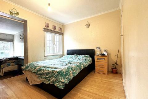 3 bedroom detached house to rent, Roxborough Road, Harrow HA1