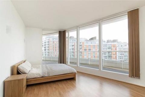 2 bedroom flat to rent, Aurora Building, Blackwall Way E14