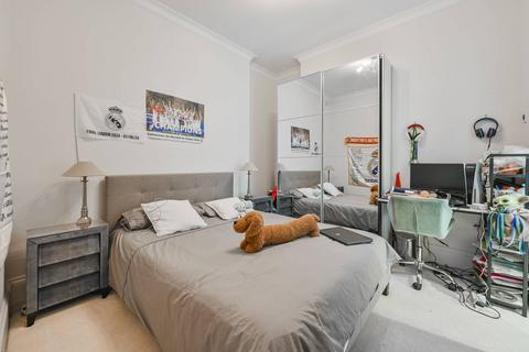 3 bedroom flat for sale, Bickenhall Street, Marylebone, London, W1U