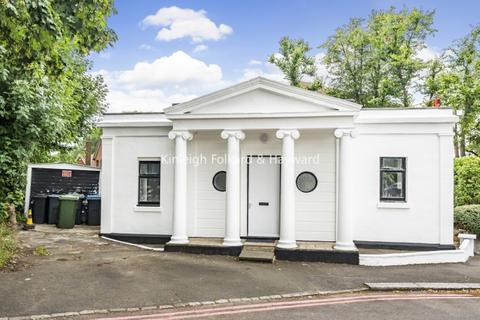 2 bedroom bungalow to rent, Wickham Road Croydon CR0