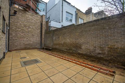 2 bedroom house to rent, Wandsworth Road, SW8, Wandsworth, London, SW8