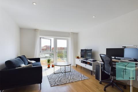 2 bedroom apartment to rent, Castleton House, London NW9