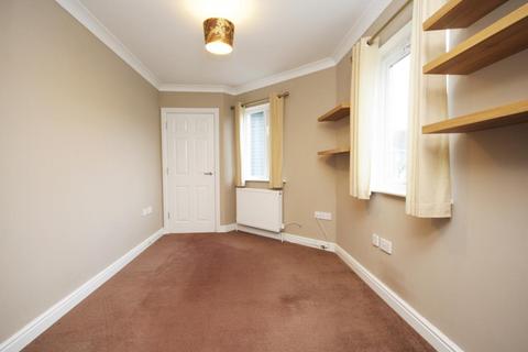 4 bedroom terraced house to rent, Wiltshire Crescent, The Wiltshire Leisure Village, SN4 7PB